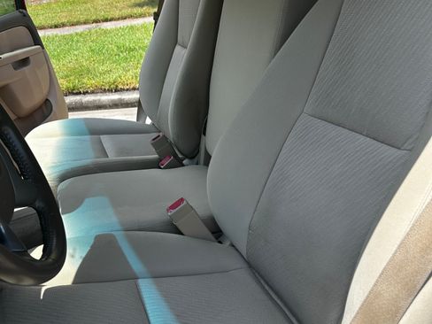 Used 2013 Chevrolet Tahoe LS image 16