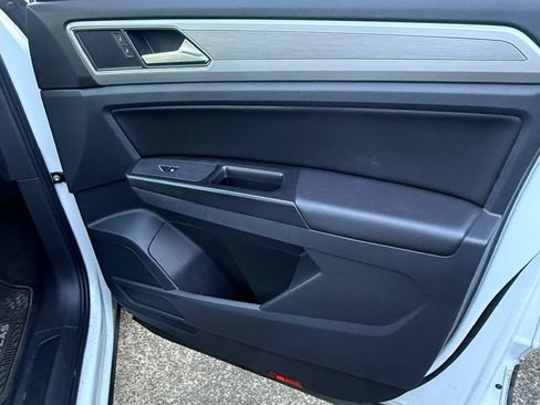 Used 2018 Volkswagen Atlas SE FWD image 11