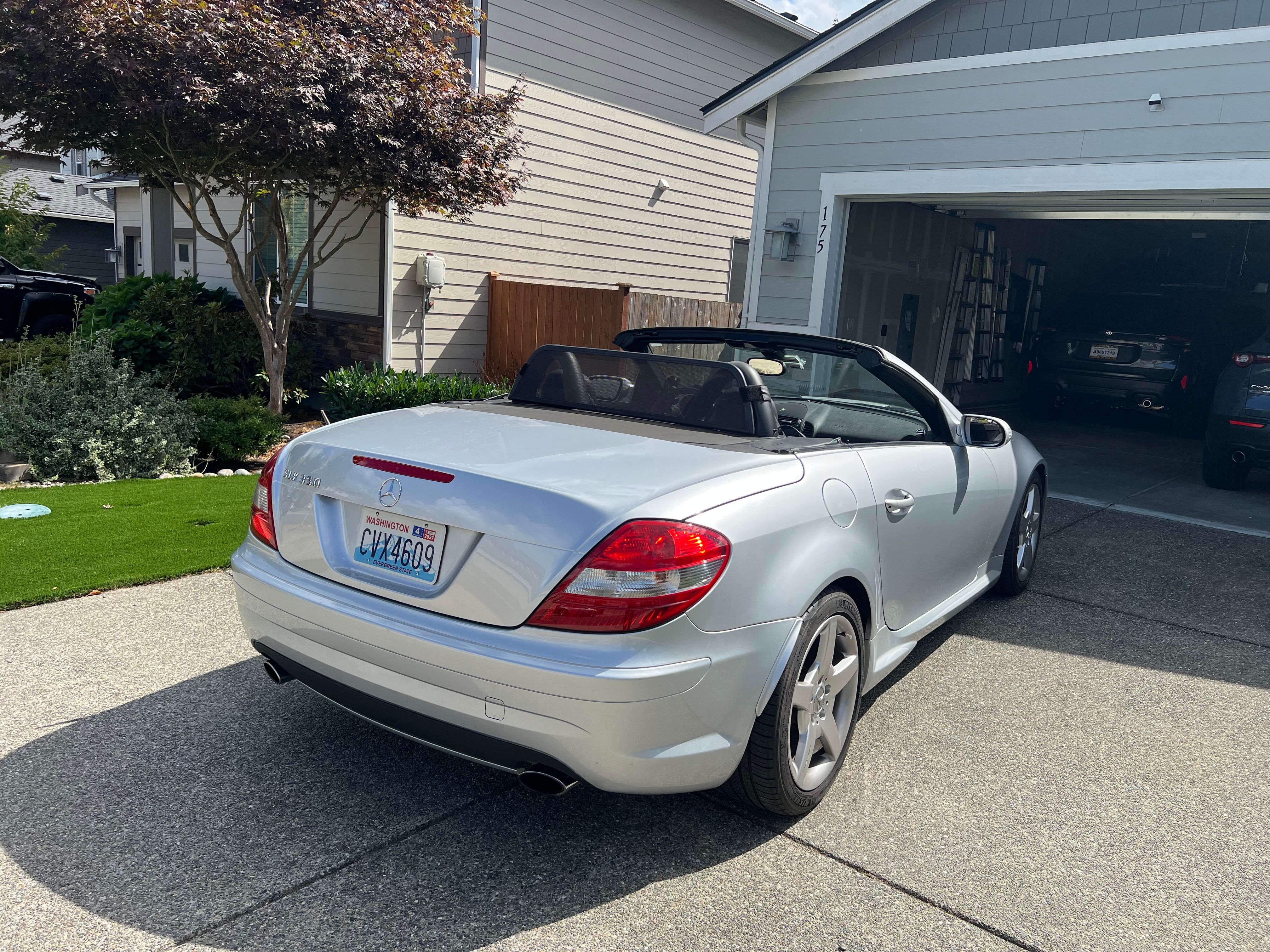 Used 2005 Mercedes-Benz SLK 350 image 5