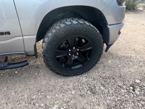 Used 2022 RAM 1500 Big Horn w/ Night Edition image 10