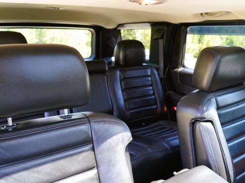 Used 2007 HUMMER H2 image 24