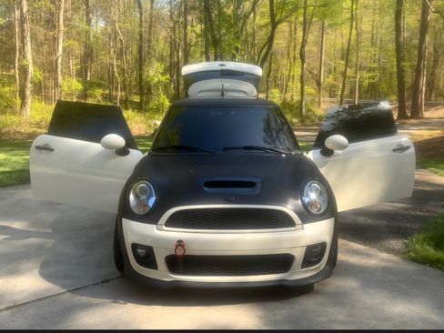 Used 2013 MINI Cooper S image 4