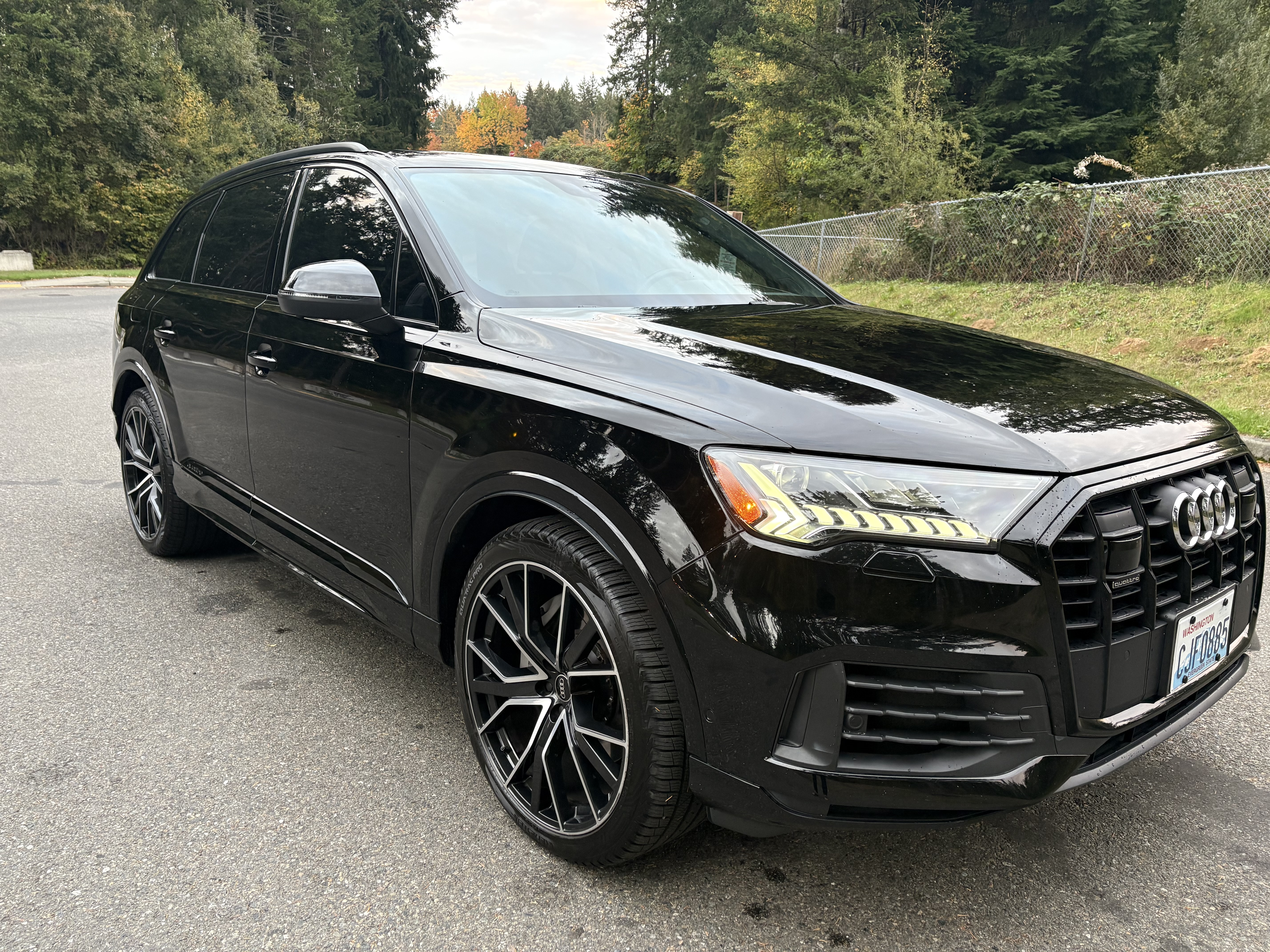 Used 2021 Audi Q7 3.0T Prestige w/ Prestige Package AWD/4WD image 2