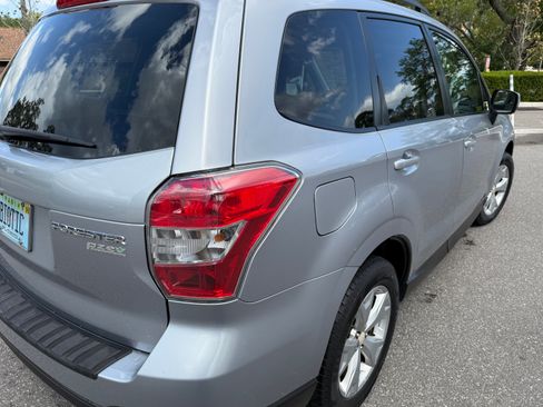 Used 2016 Subaru Forester 2.5i Premium w/ All-Weather Package image 11