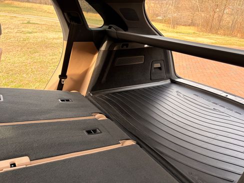 Used 2023 Porsche Cayenne image 22