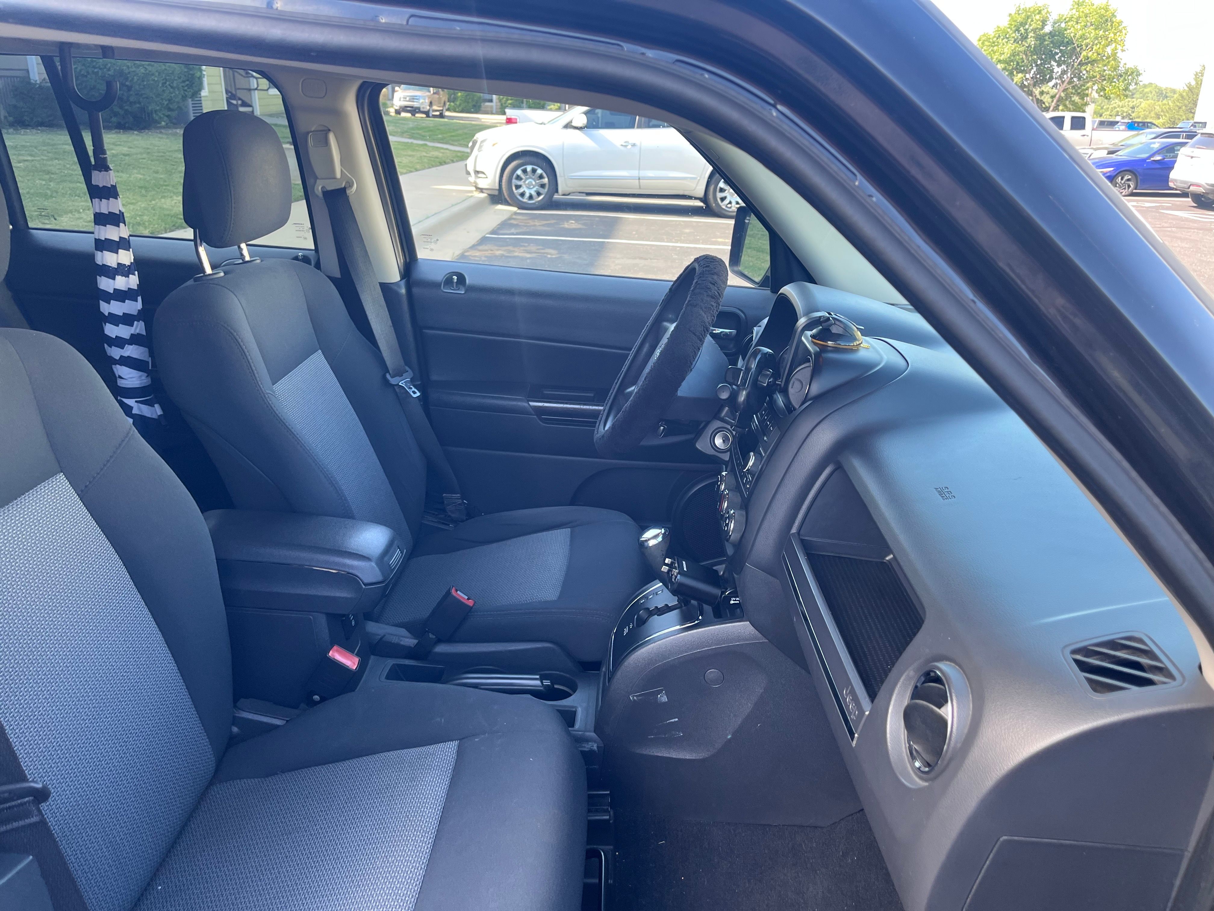 Used 2010 Jeep Patriot Sport FWD image 11