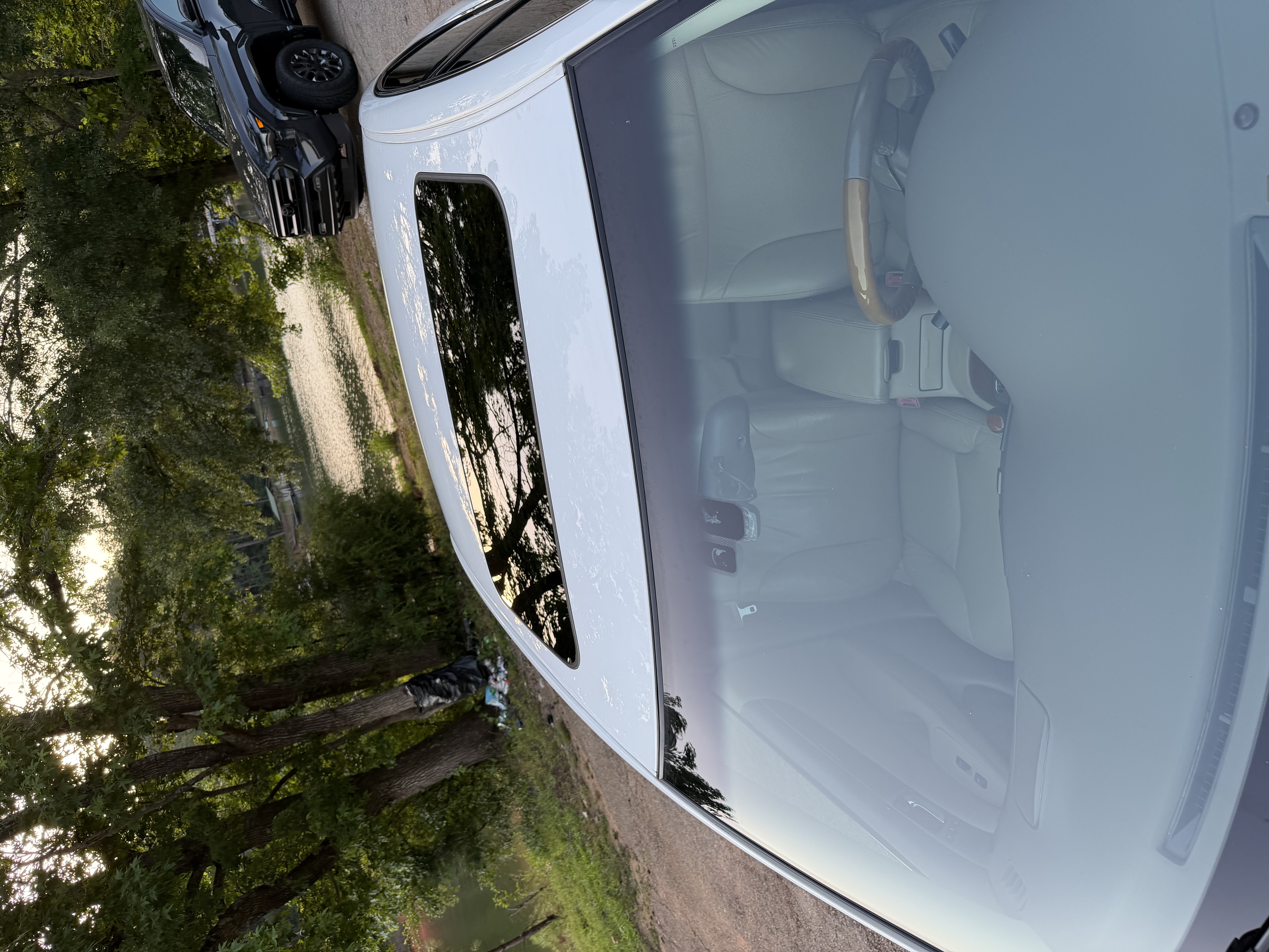 Used 2005 Lexus ES 330 w/ Preferred Accessory Pkg FWD image 4