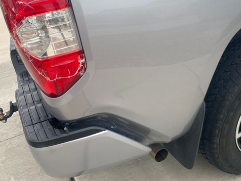 Used 2017 Toyota Tundra SR5 w/ TRD Off Road Package image 32