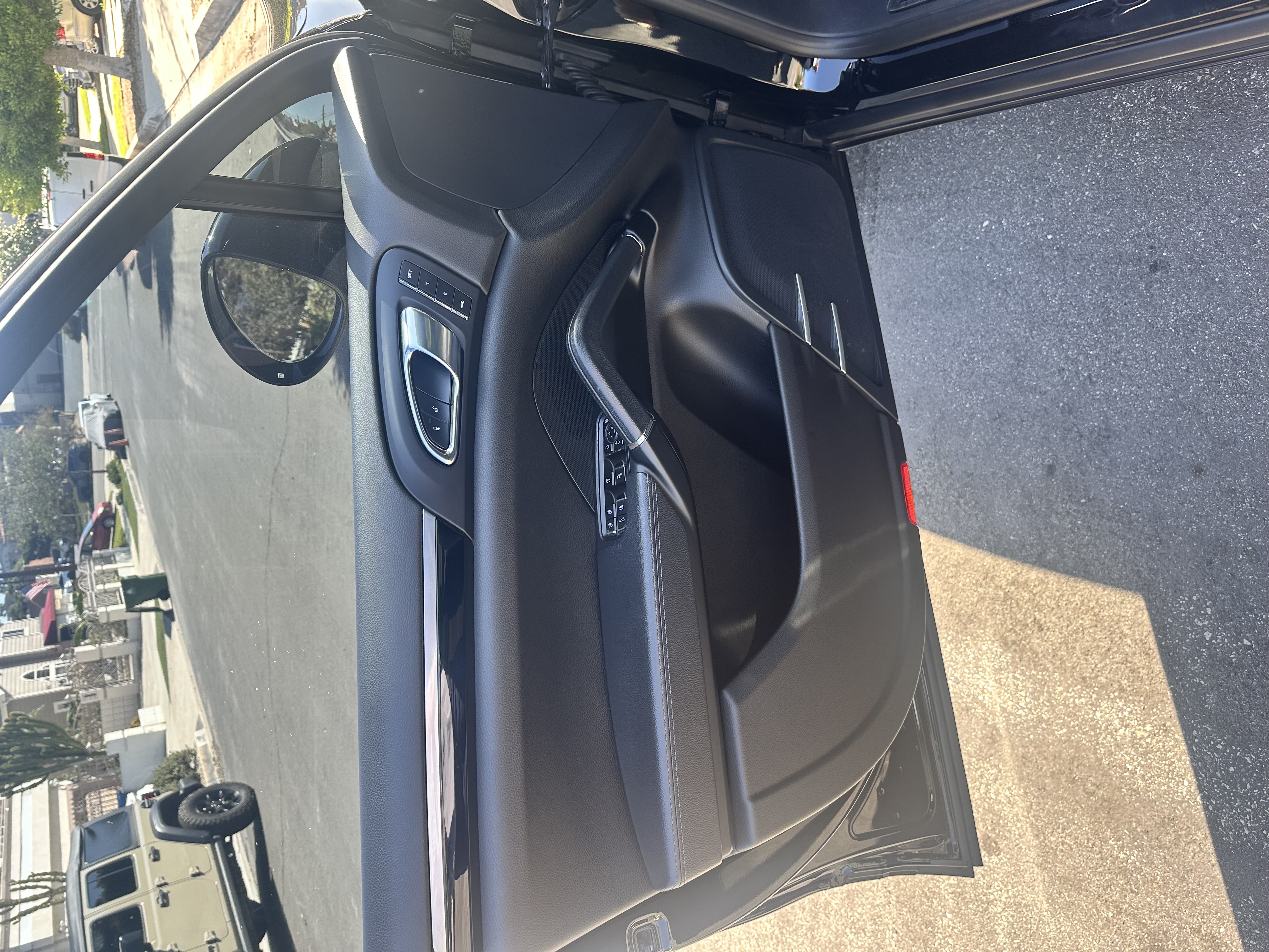 Used 2016 Porsche Cayenne AWD/4WD image 13