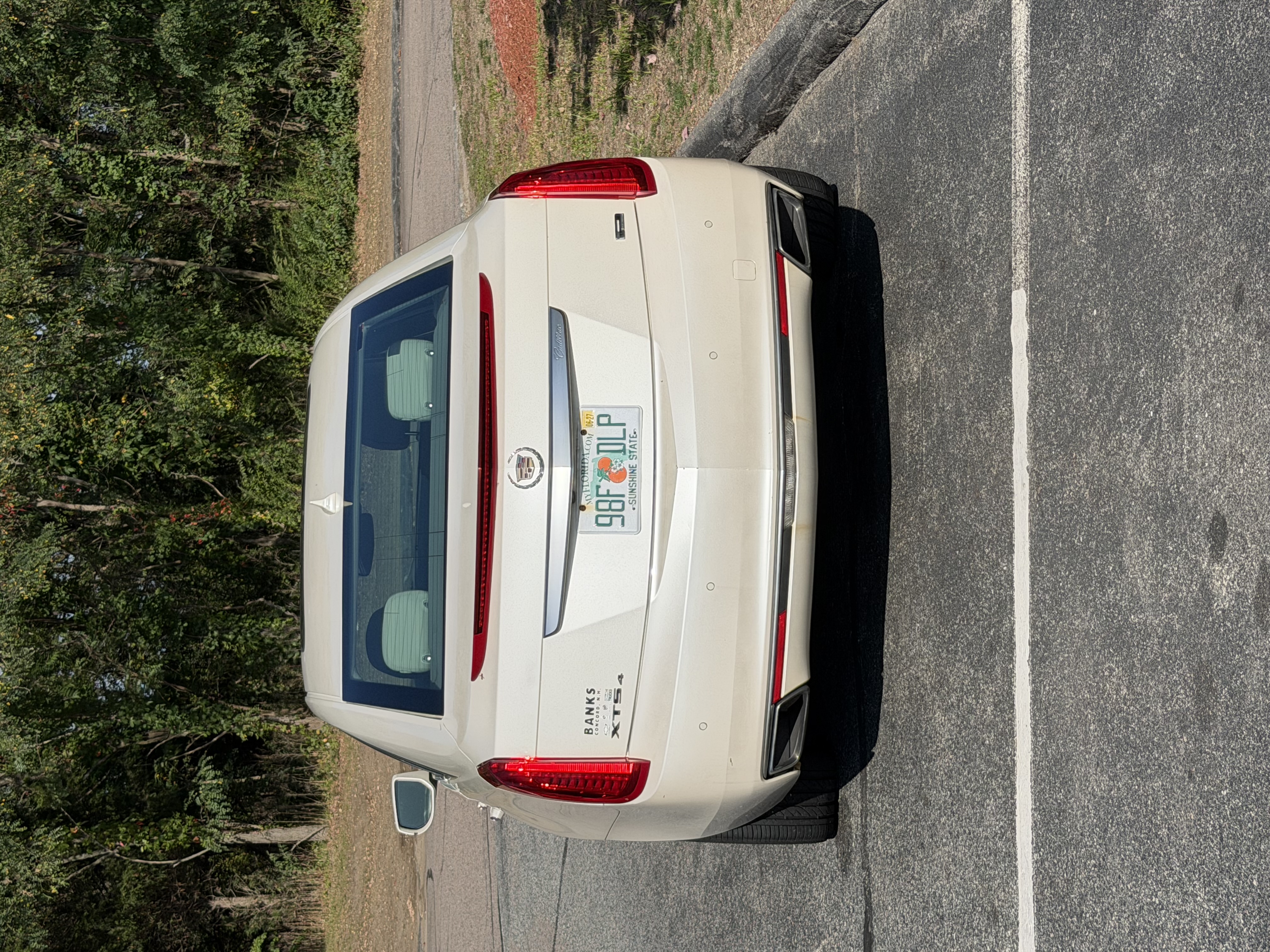 Used 2013 Cadillac XTS Platinum AWD/4WD image 5