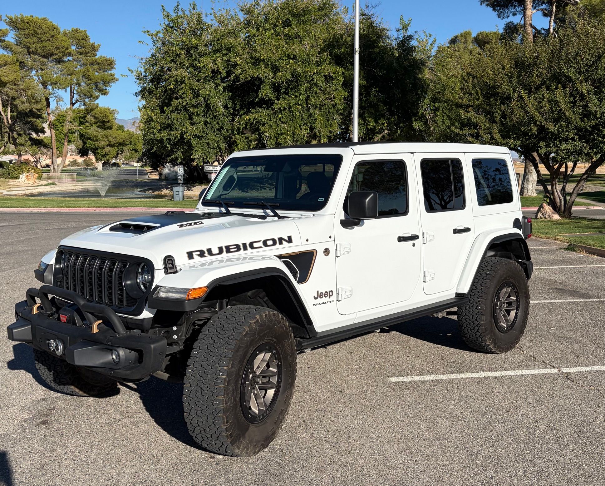 Used 2024 Jeep Wrangler Unlimited Rubicon 392 AWD/4WD image 1