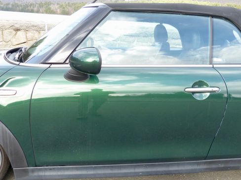 Used 2019 MINI Cooper S image 11