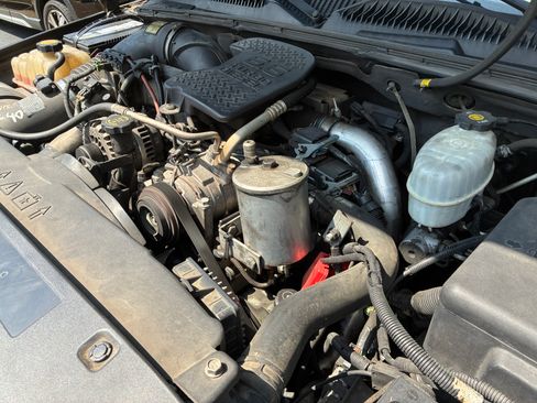 Used 2006 GMC Sierra 2500 SLT w/ Heavy-Duty Power Package RWD image 14
