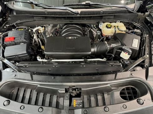 Used 2021 GMC Yukon Denali w/ Denali Premium Package image 10