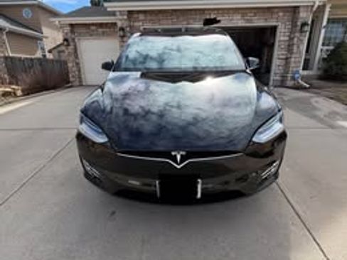 Used 2021 Tesla Model X Long Range image 4