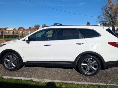 Used 2016 Hyundai Santa Fe SE w/ Option Group 02