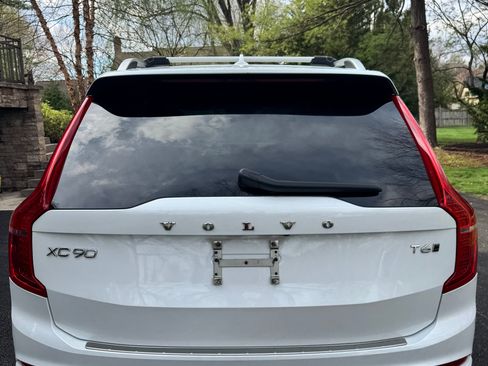 Used 2019 Volvo XC90 T6 Momentum w/ Advanced Package AWD/4WD image 12