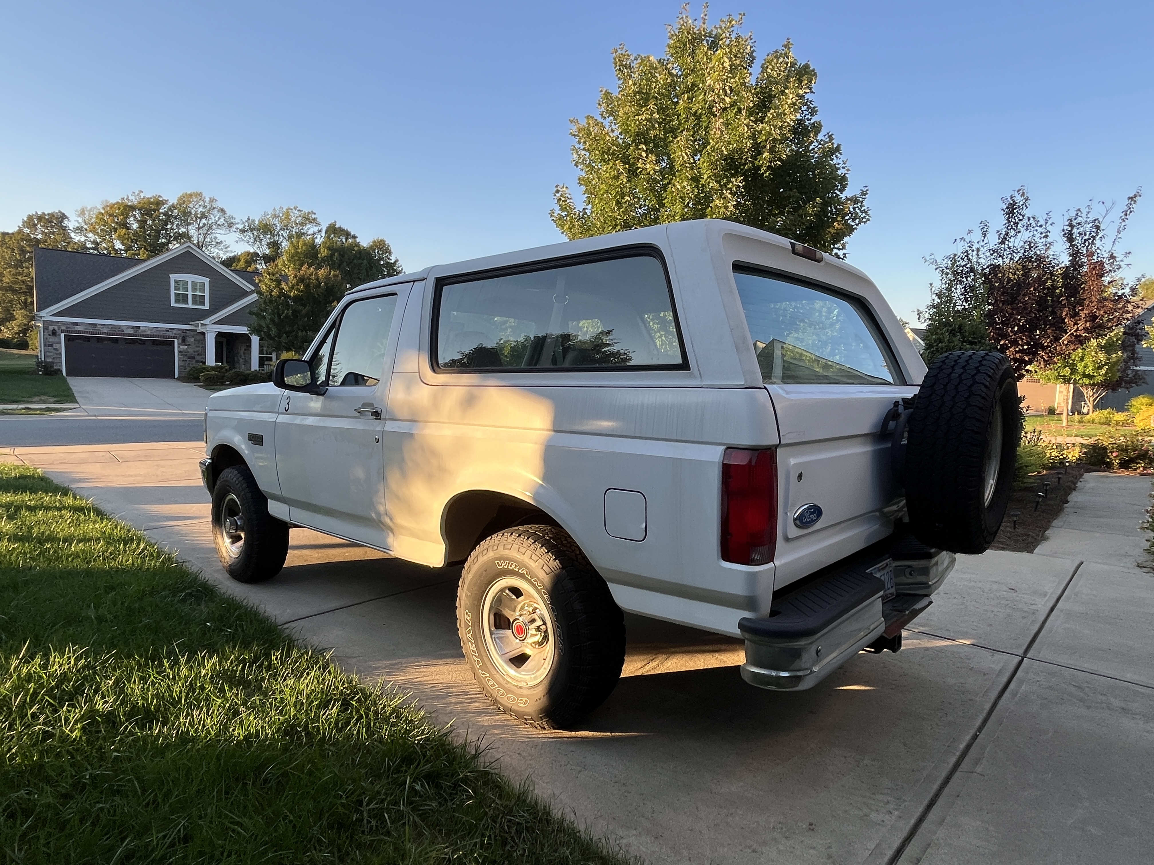Used 1994 Ford Bronco AWD/4WD image 6