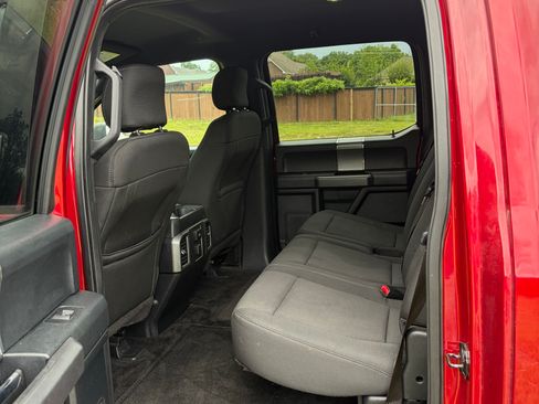 Used 2015 Ford F150 XLT w/ Equipment Group 302A Luxury AWD/4WD image 6