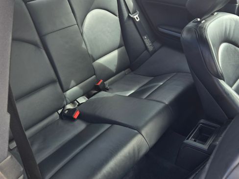 Used 2004 BMW M3 Coupe image 12