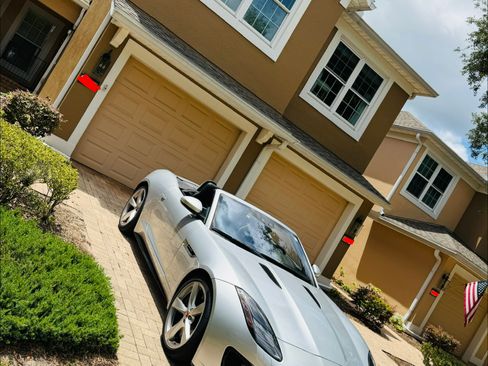 Used 2019 Jaguar F-TYPE R-Dynamic RWD image 11