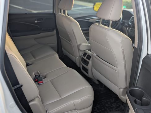 Used 2022 Honda Pilot EX-L image 10