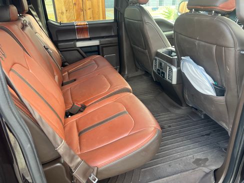 Used 2018 Ford F150 King Ranch w/ Equipment Group 601A Luxury AWD/4WD image 12