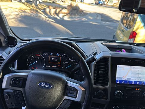 Used 2021 Ford F250 Lariat w/ Lariat Ultimate Package image 11