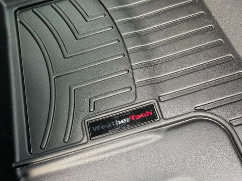 Used 2024 Mercedes-Benz Sprinter 2500 image 8