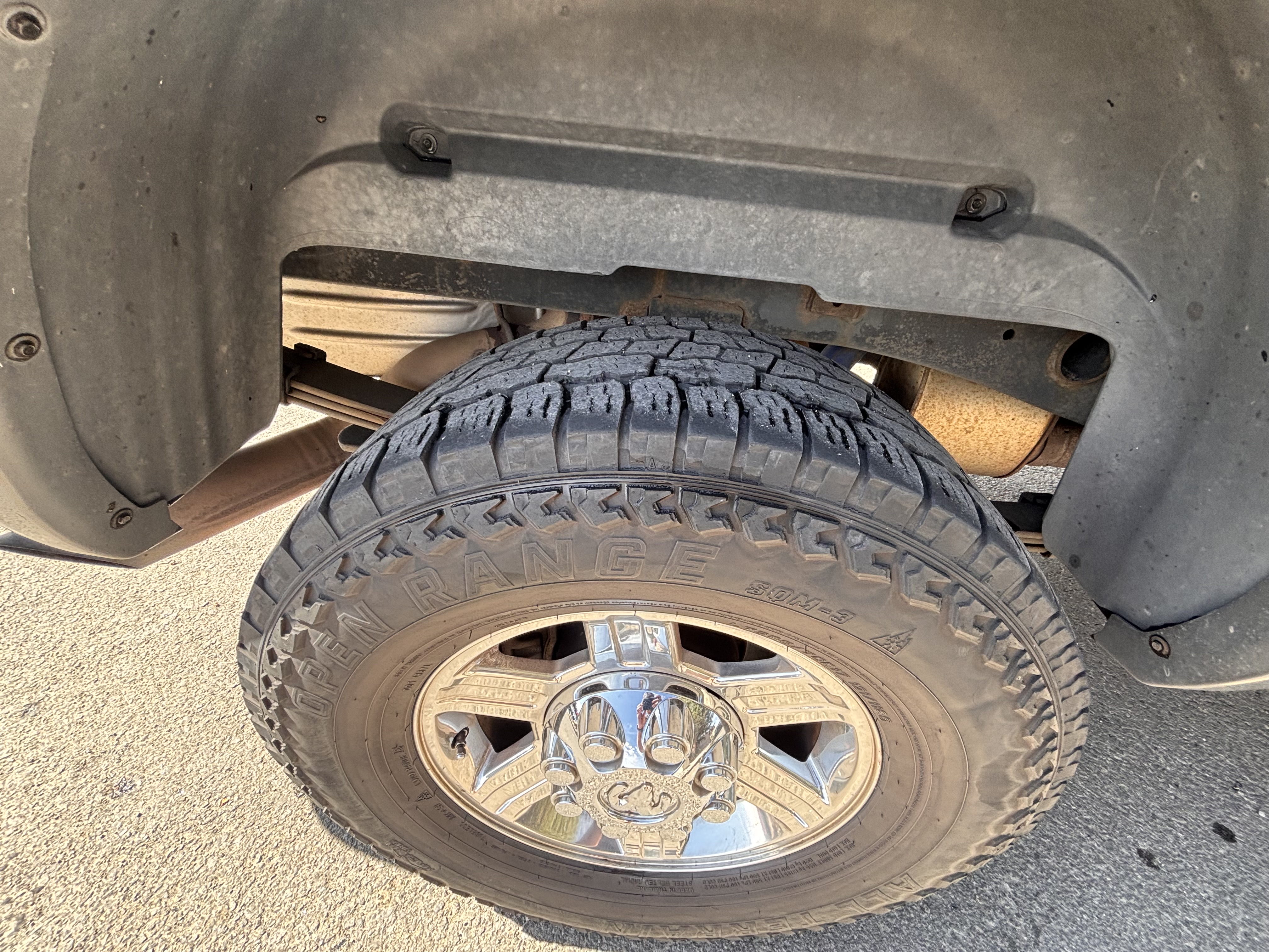 Used 2011 RAM 3500 Laramie w/ Cold Weather Group AWD/4WD image 13