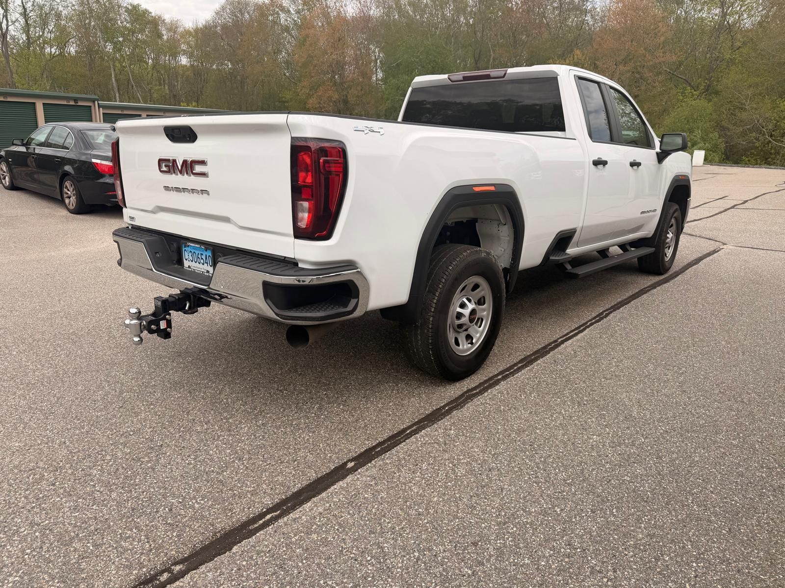 Used 2023 GMC Sierra 3500 Pro w/ Gooseneck/5TH Wheel Package AWD/4WD image 8