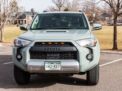 Used 2023 Toyota 4Runner TRD Off-Road Premium image 2