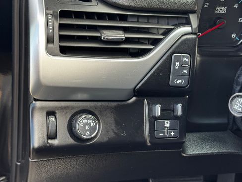 Used 2017 Chevrolet Tahoe LT RWD image 8