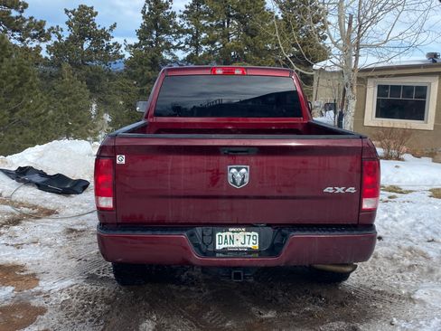 Used 2019 RAM 1500 Express w/ Express Value Package AWD/4WD image 5