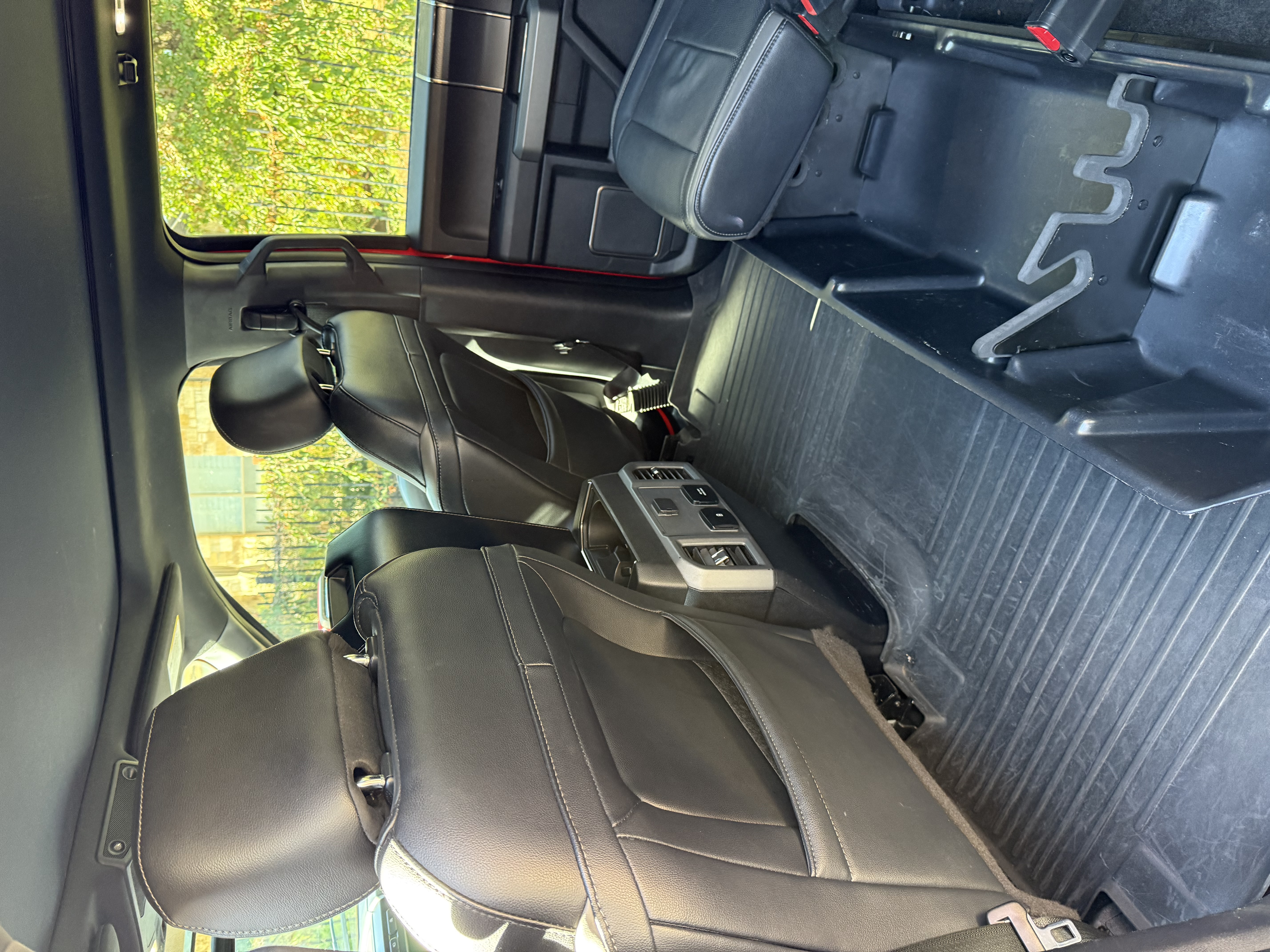 Used 2018 Ford F150 Raptor w/ Equipment Group 802A Luxury AWD/4WD image 27