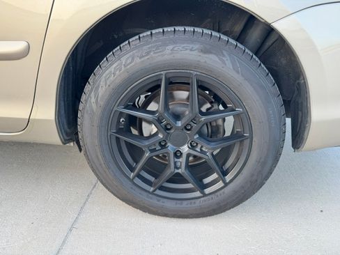 Used 2009 Toyota Sienna LE FWD image 15