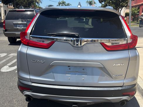 Used 2017 Honda CR-V Touring image 11
