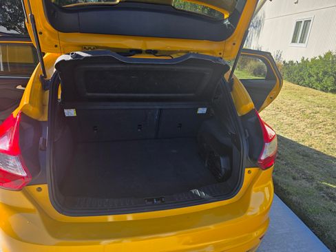 Used 2013 Ford Focus ST image 9