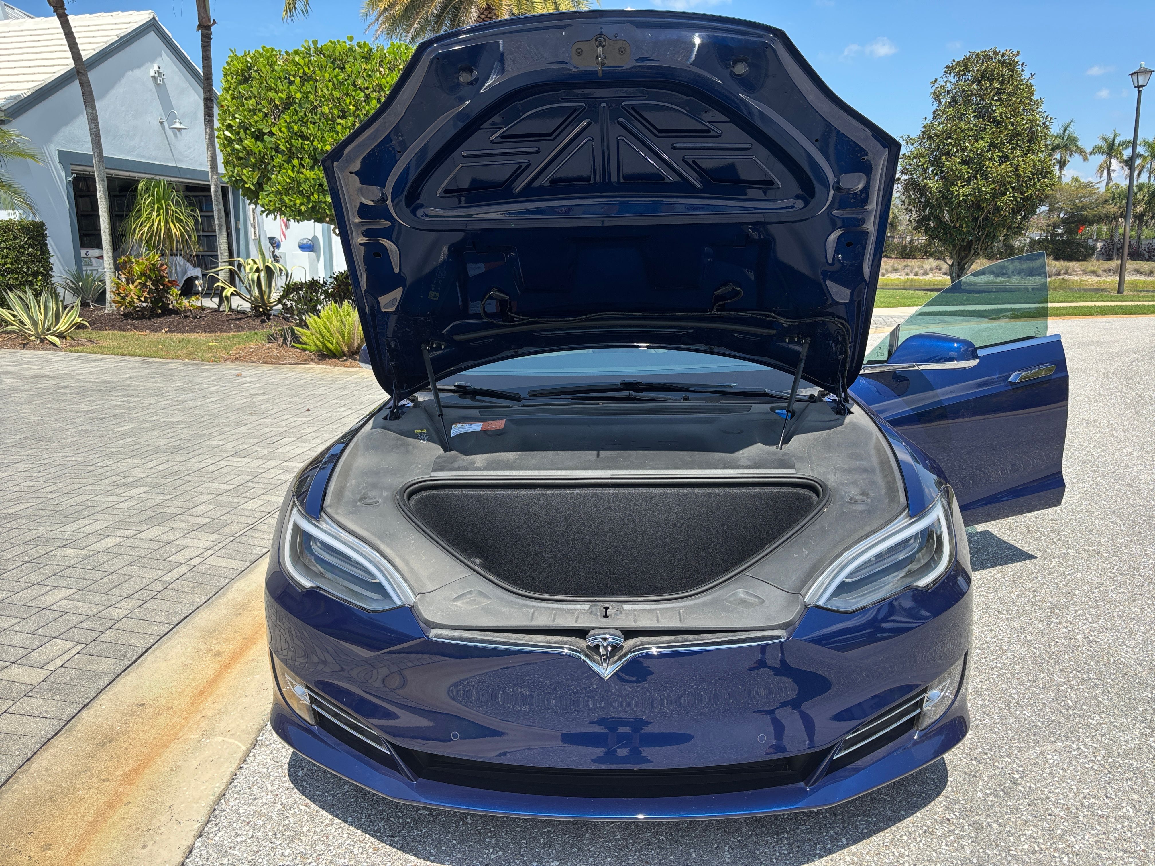 Used 2017 Tesla Model S 75D AWD/4WD image 10