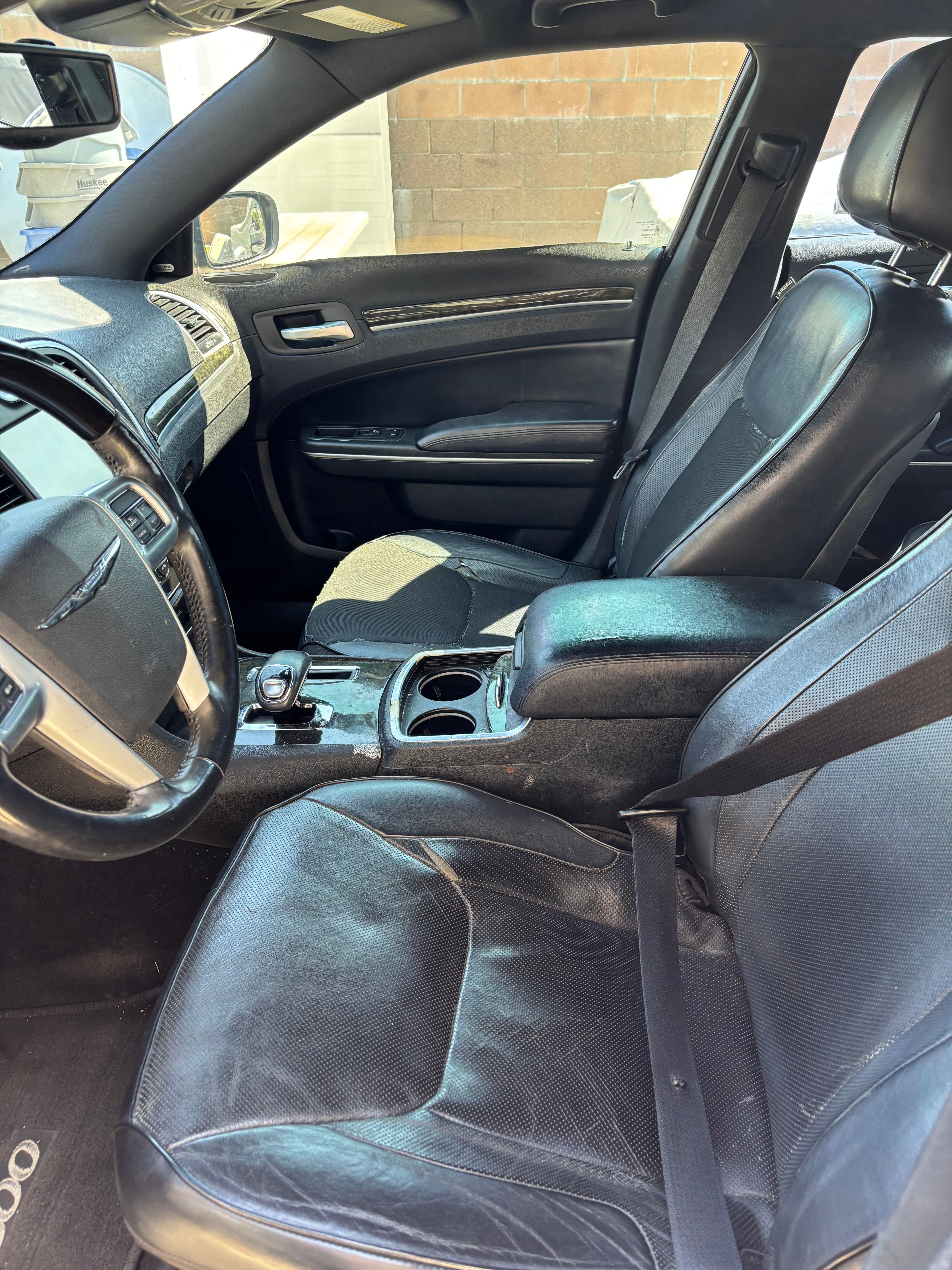 Used 2013 Chrysler 300 C RWD image 6