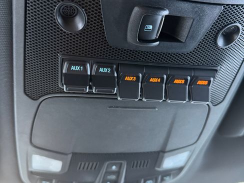 Used 2018 Ford F150 Raptor w/ Equipment Group 802A Luxury image 21