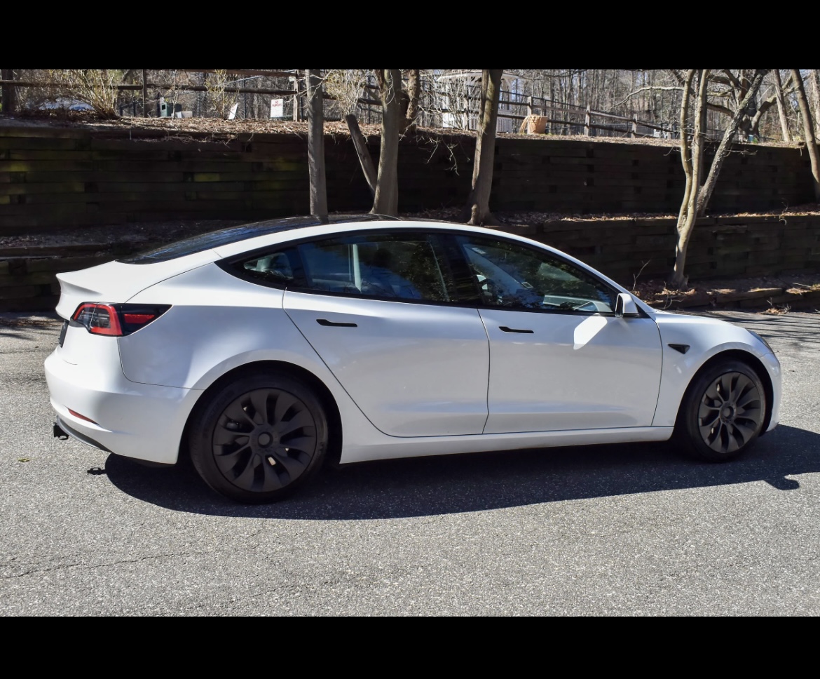 Used 2023 Tesla Model 3 Standard Range RWD image 11