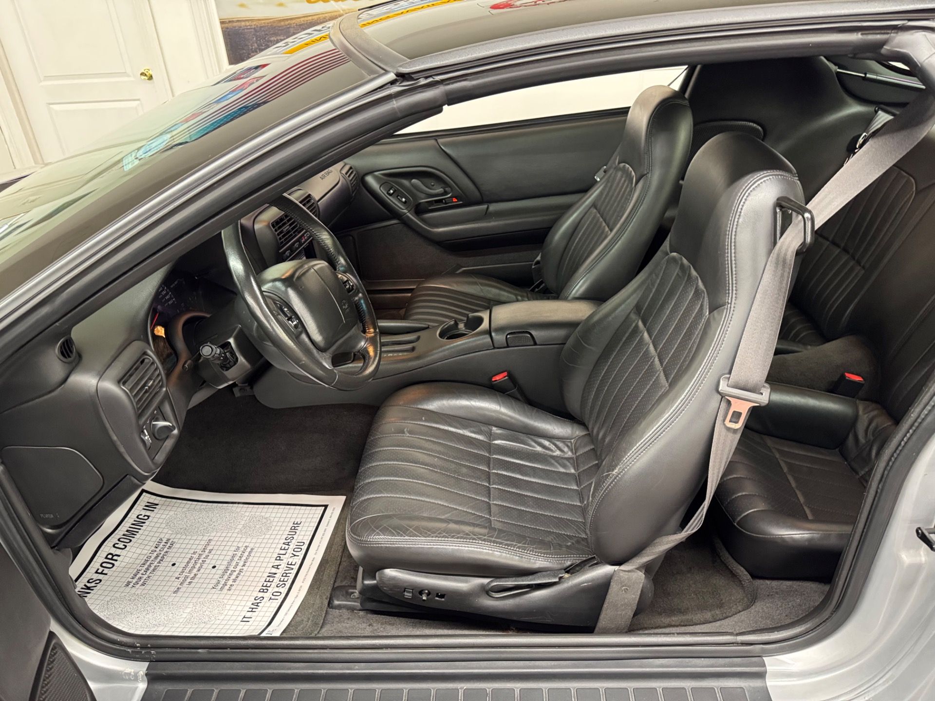 Used 2002 Chevrolet Camaro Z28 w/ SS Performance/Appearance Pkg RWD image 9