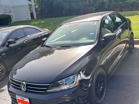 Used 2016 Volkswagen Jetta S FWD image 1