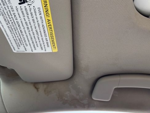 Used 2017 Volkswagen Golf Wolfsburg Edition image 23