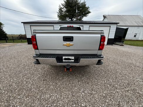 Used 2016 Chevrolet Silverado 2500 W/T w/ WT Convenience Package AWD/4WD image 2
