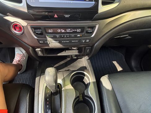 Used 2018 Honda Pilot EX-L image 11