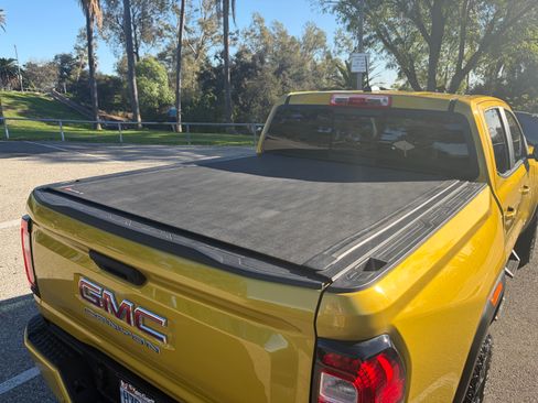 Used 2024 GMC Canyon AT4 w/ AT4 Premium Package image 13