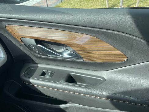 Used 2018 GMC Terrain SLE image 26