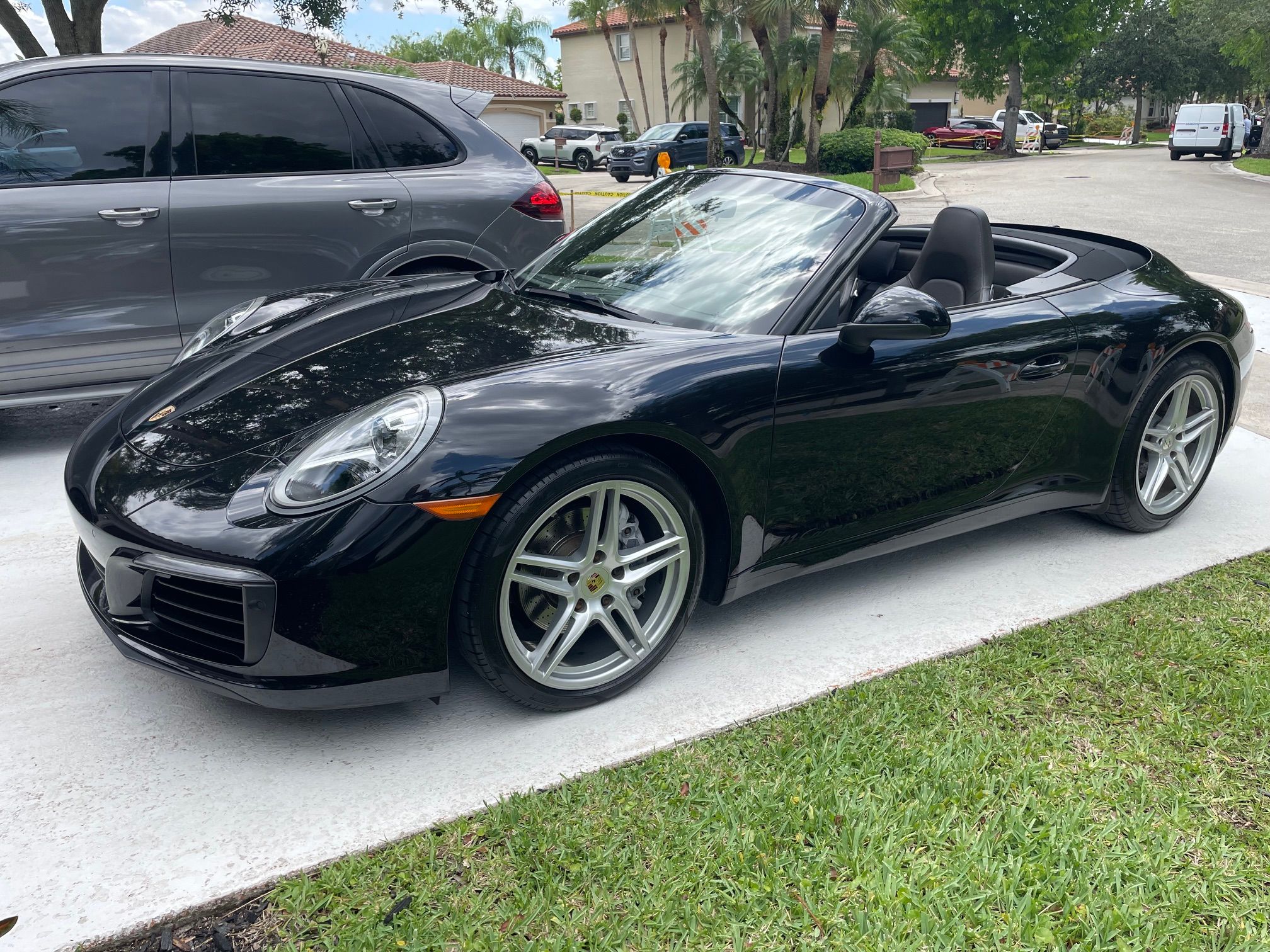 Used 2017 Porsche 911 Carrera image 5